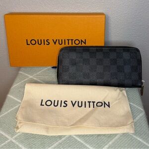 Louis Vuitton Black Damier Graphite Zip Wallet with Silver Hardware